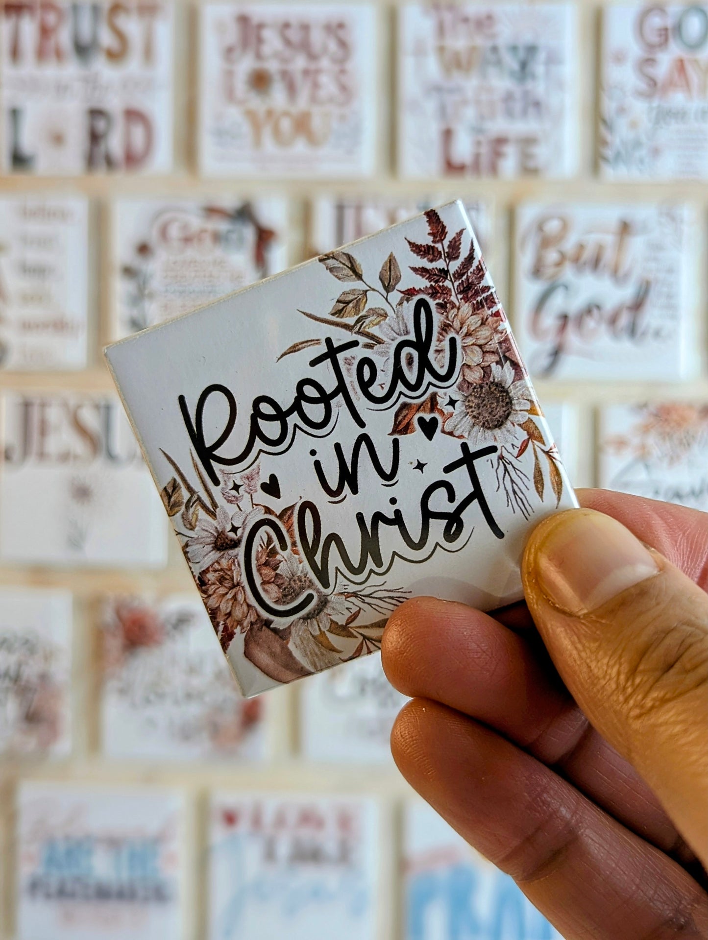 Rooted in Christ 50x50mm